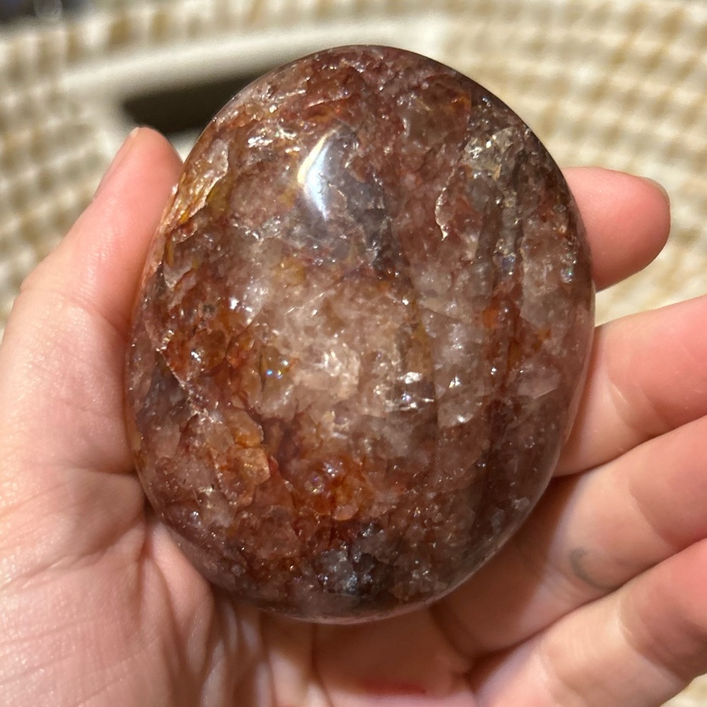 Ferruginous Quartz Palm Stone